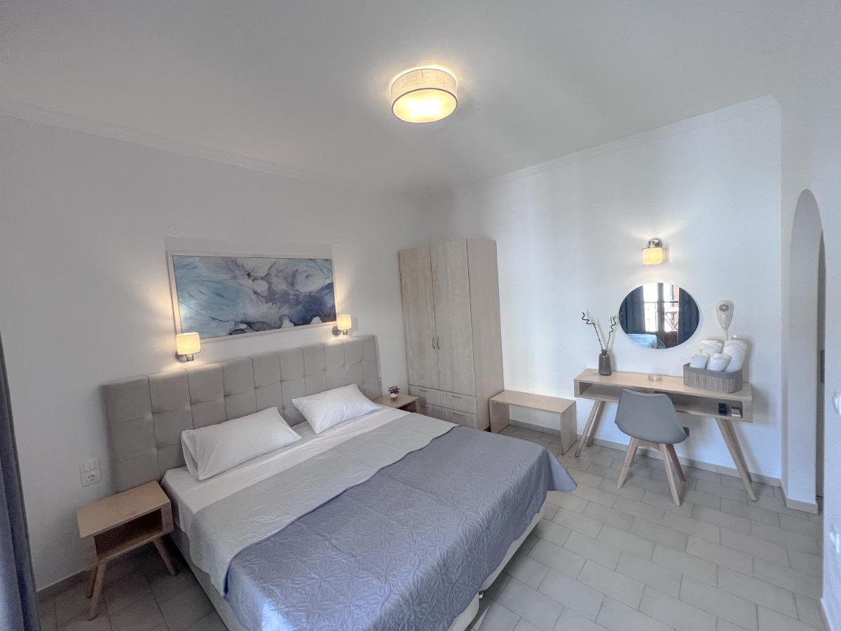 Athanasia Apartments Città di Skiathos Esterno foto