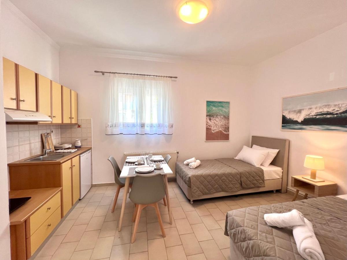 Athanasia Apartments Città di Skiathos Esterno foto