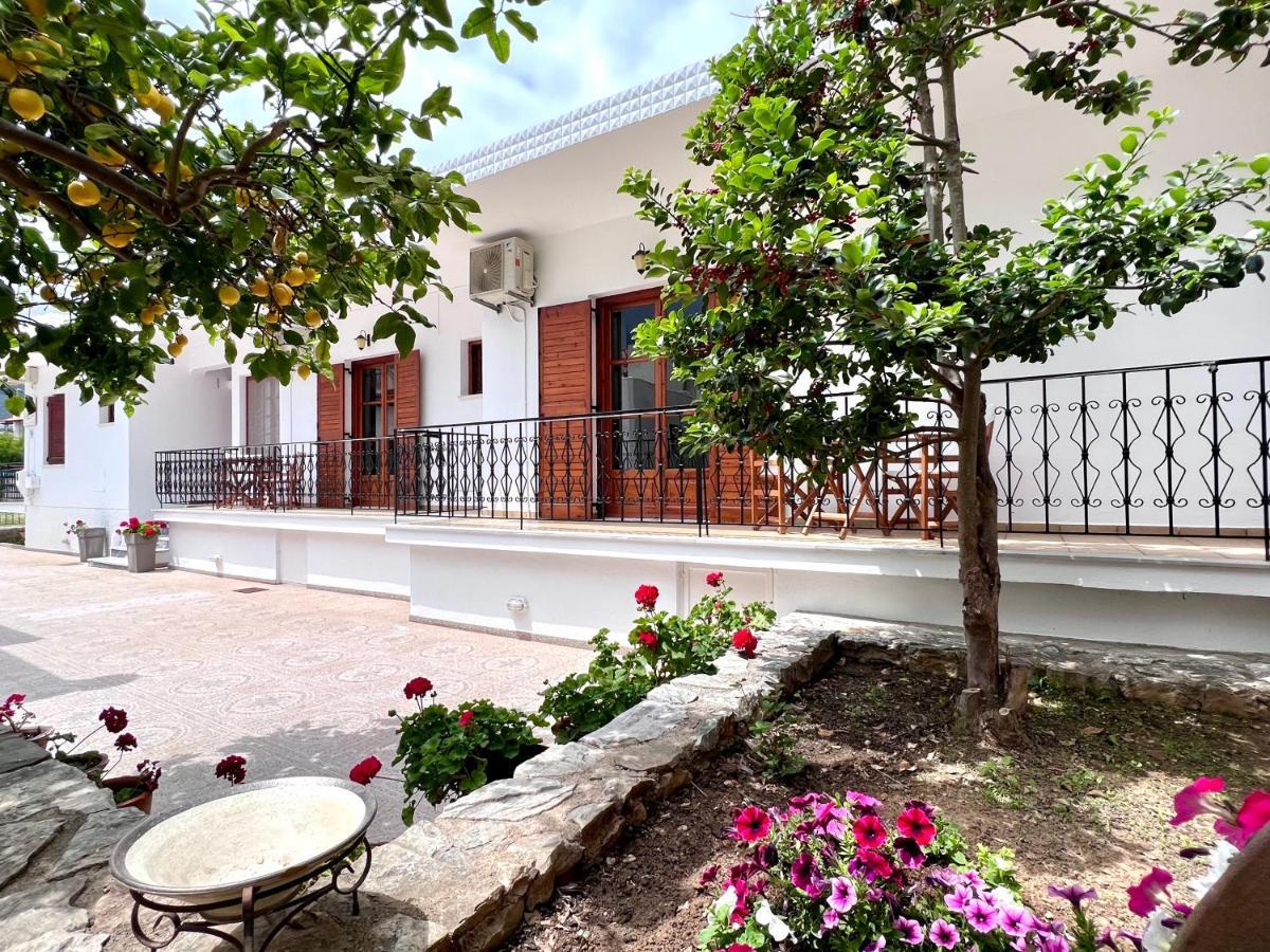 Athanasia Apartments Città di Skiathos Esterno foto