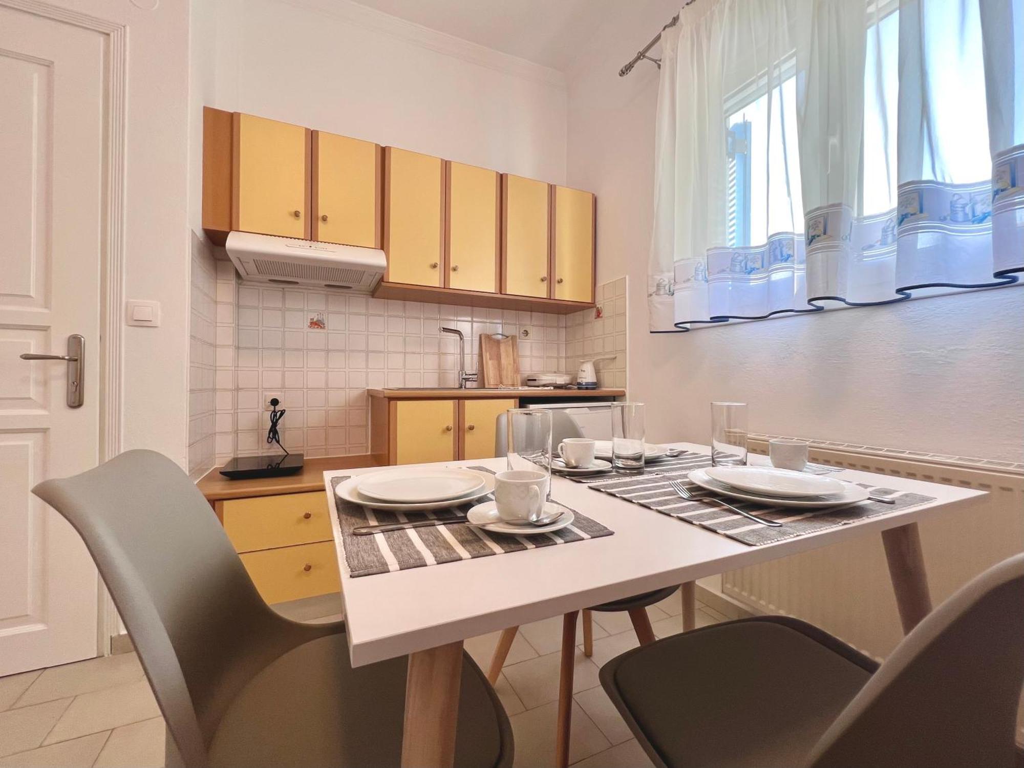 Athanasia Apartments Città di Skiathos Esterno foto